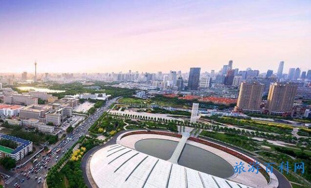 中国十大必去旅游城市，中国十大必去旅游城市有哪些?
