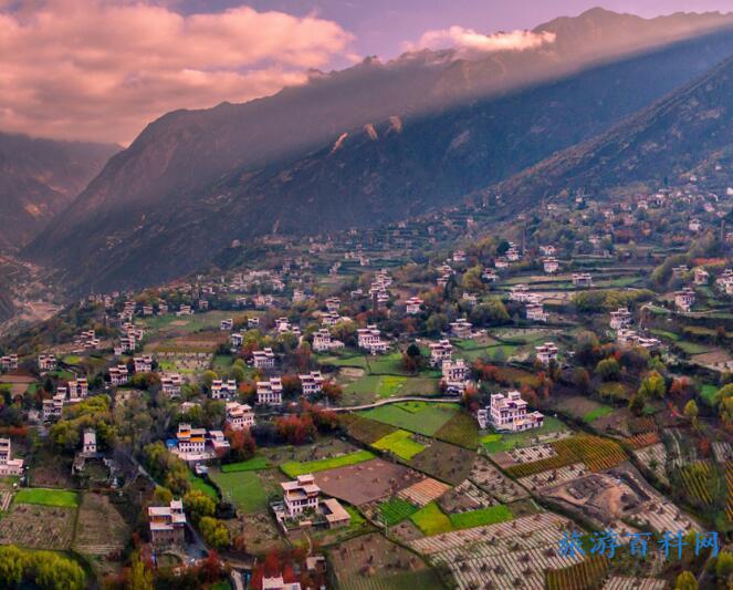 川西旅游必去十大景点，川西值得去的十大景点
