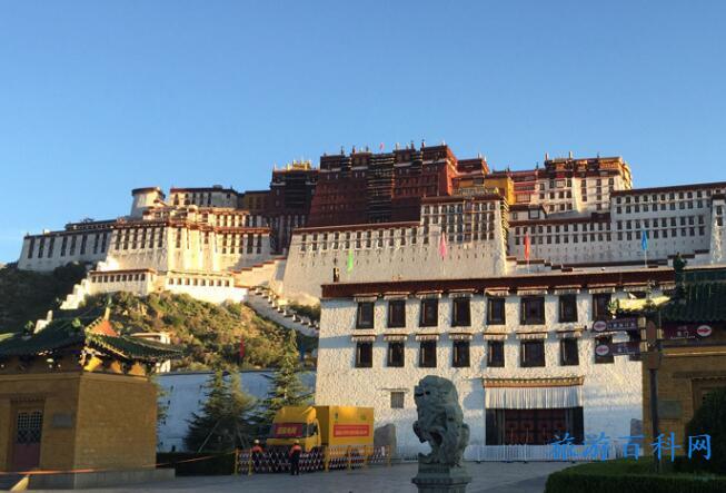 旅游景点排行榜前十名，人生一定要去的10大旅游景点