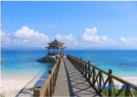 旅游景点排行榜前十名，人生一定要去的10大旅游景点