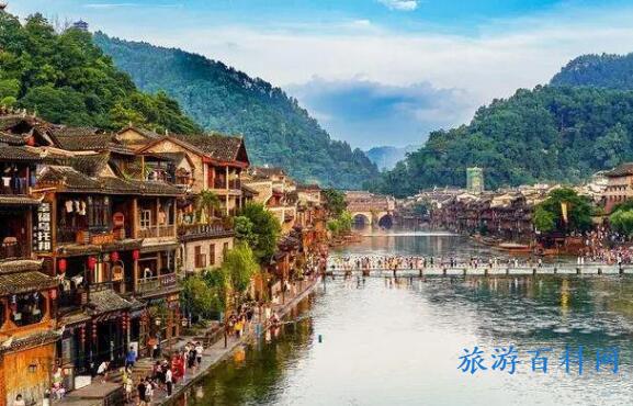 中国十大必去旅游胜地，中国十大网红打卡旅游景点推荐
