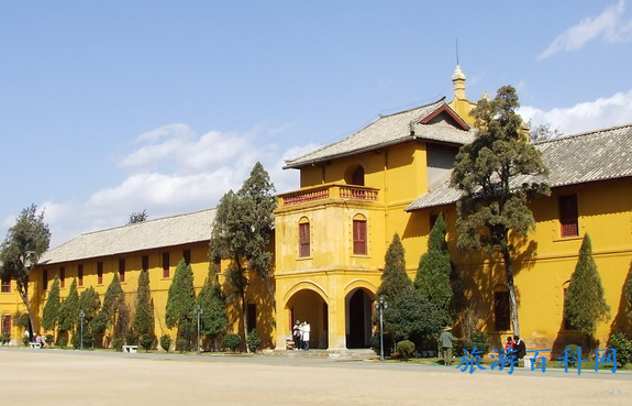云南十大旅游景点(云南十大旅游景点排名)