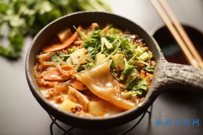 去黄果树旅游，有什么好吃的特色美食？