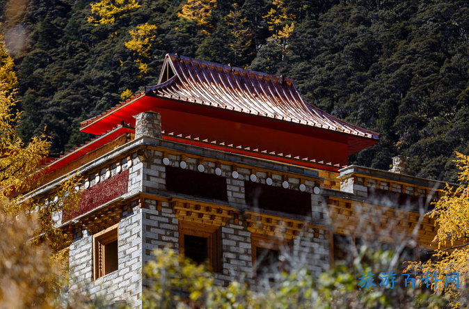 稻城亚丁四季景色都有些什么不同
