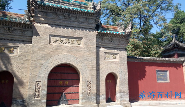 正月初一景点开门吗(大年初一旅游景点开门吗)